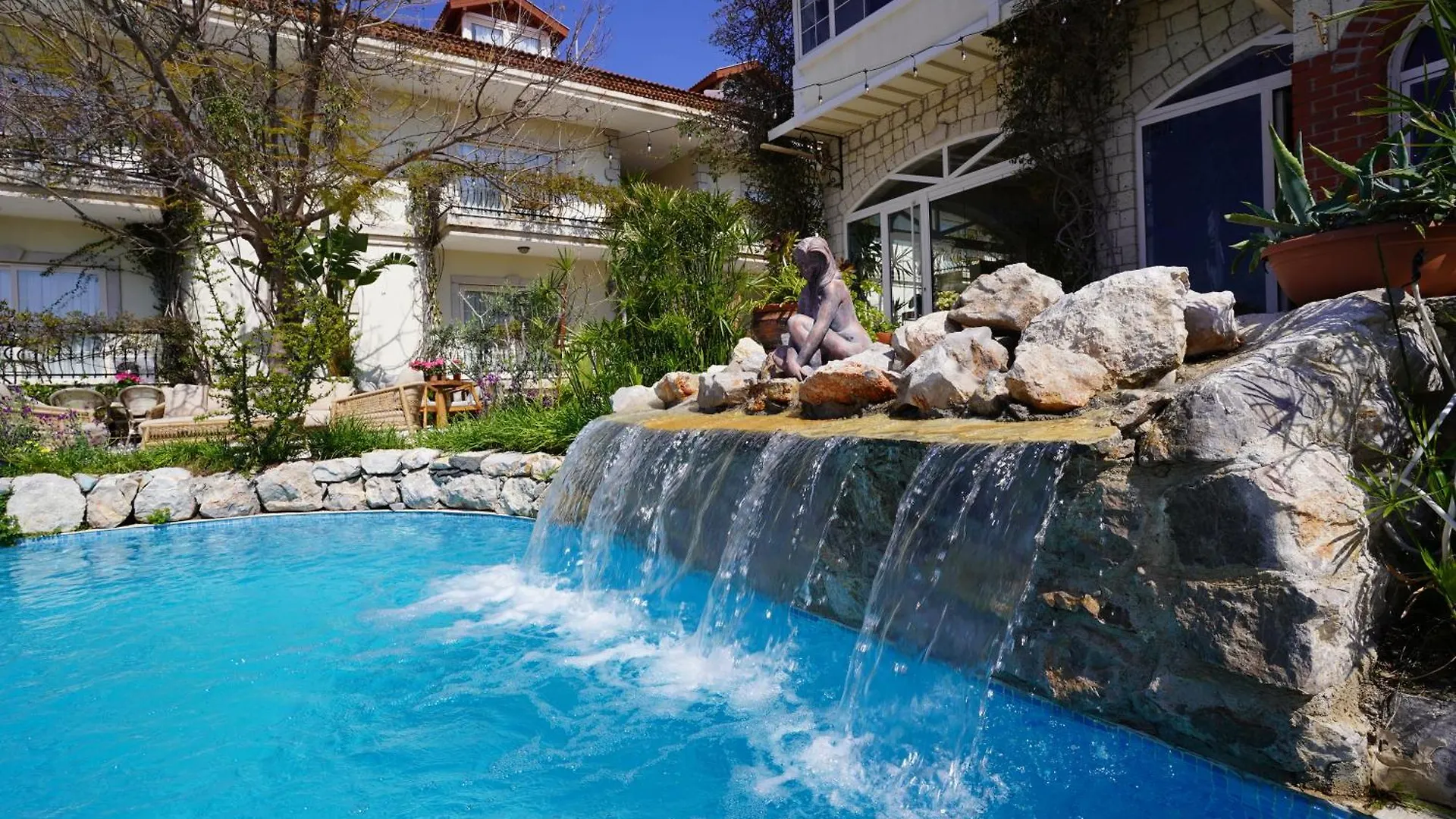 Cumbalica Flora Hotel Çeşme