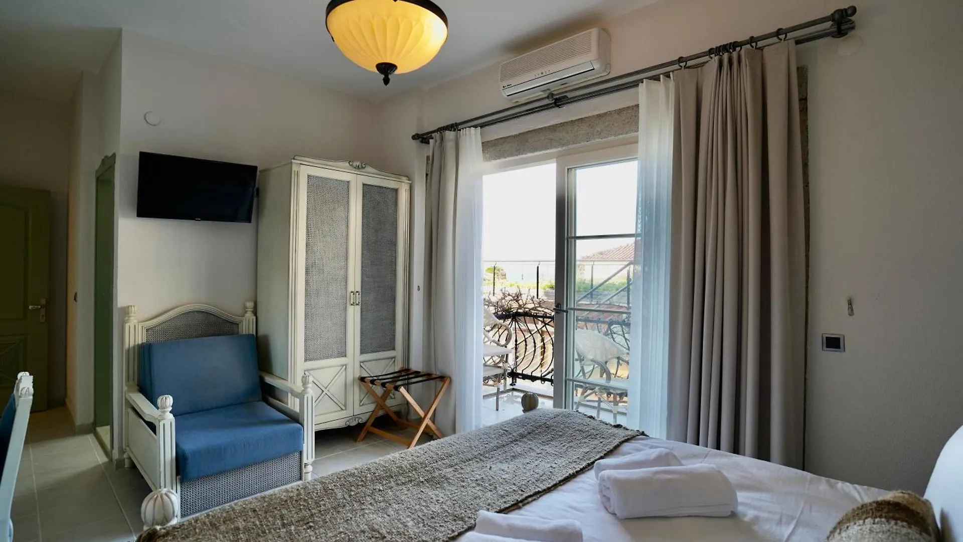 Cumbalica Flora Hotel Çeşme