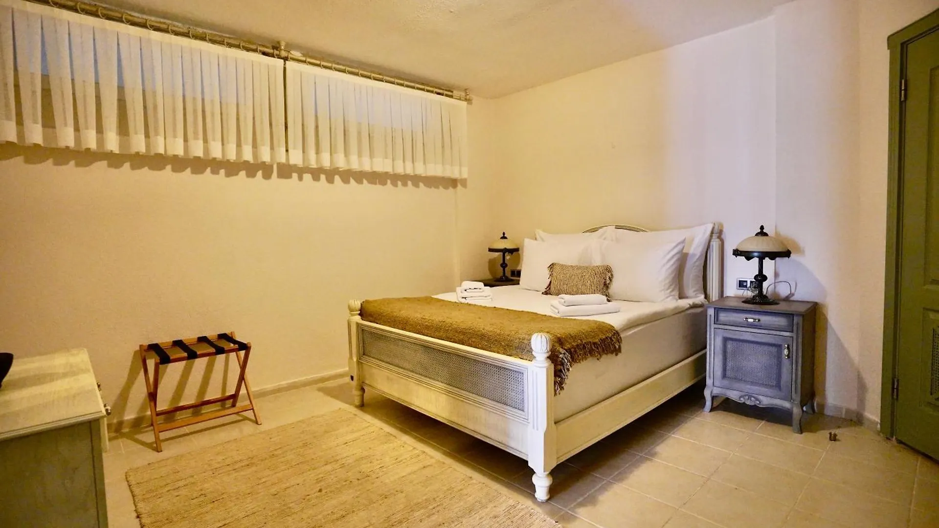 Cumbalica Flora Hotel Çeşme