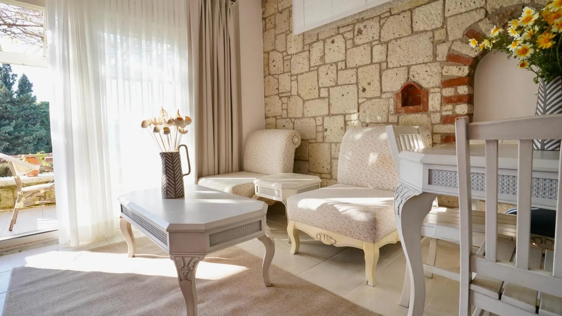 Cumbalica Flora Hotel Çeşme 0*,