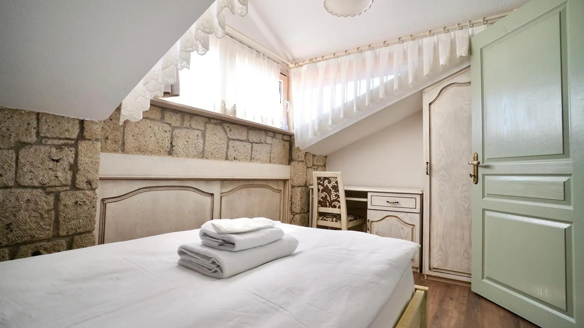 Cumbalica Flora Hotel Çeşme