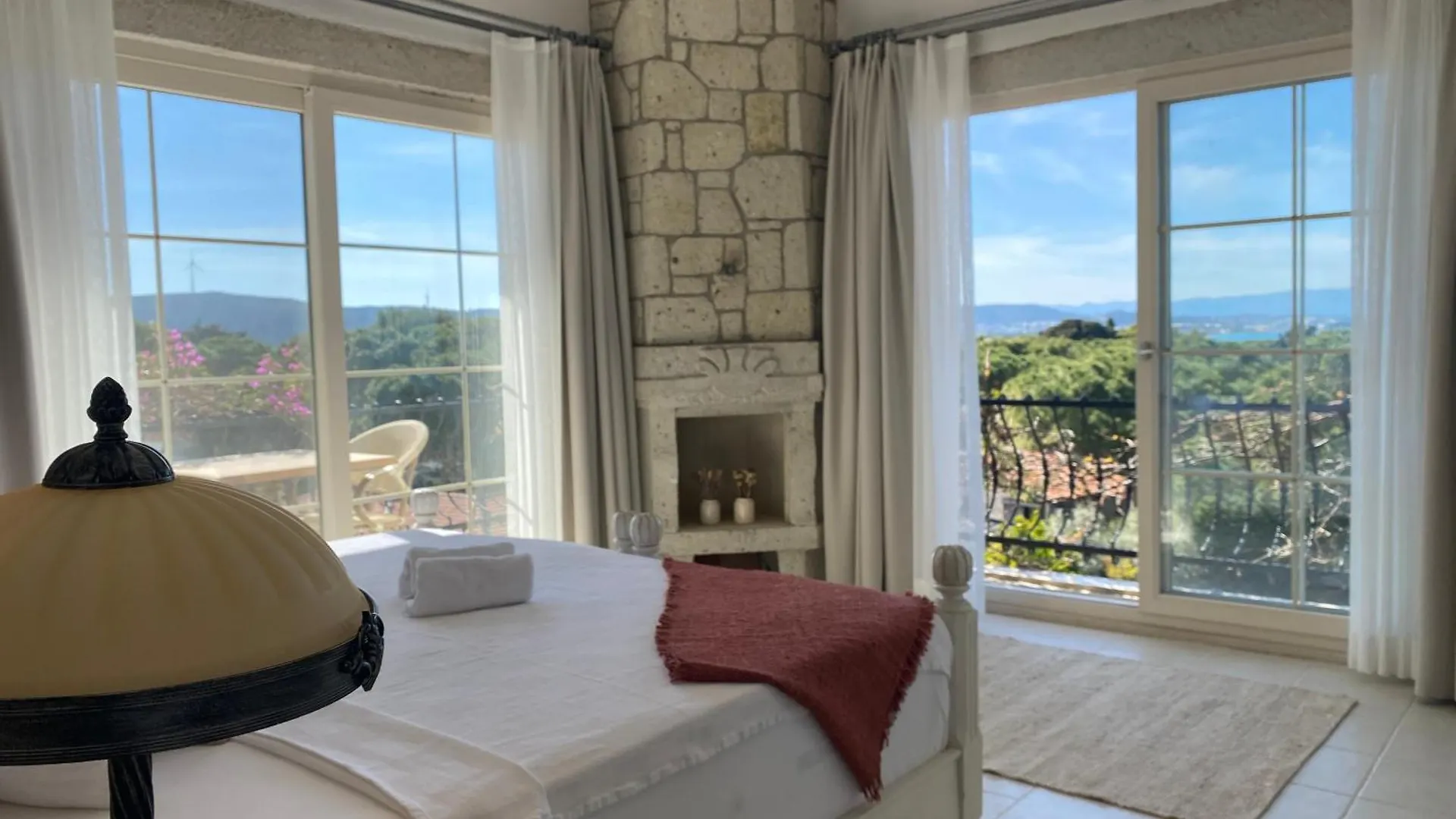 Cumbalica Flora Hotel Çeşme Turquia